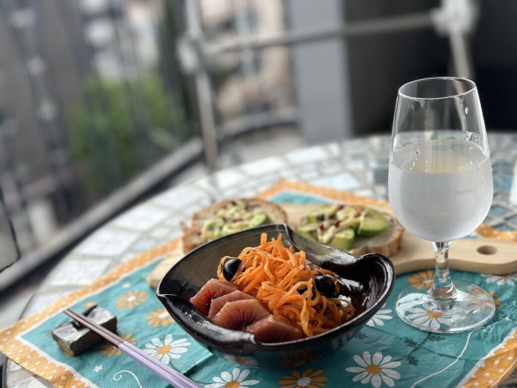 キウイを使った食卓